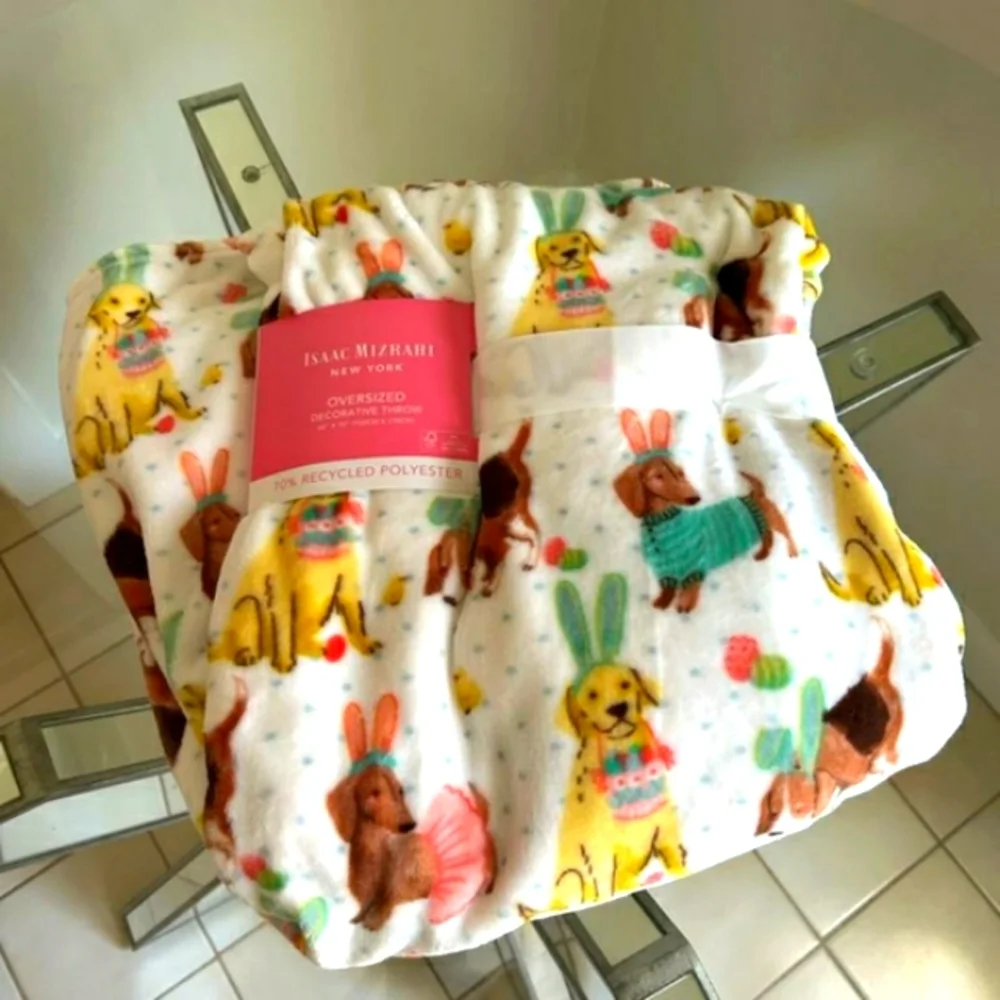 NWT Isaac Mizrahi Easter Dogs Oversized Throw- 60x70 inches